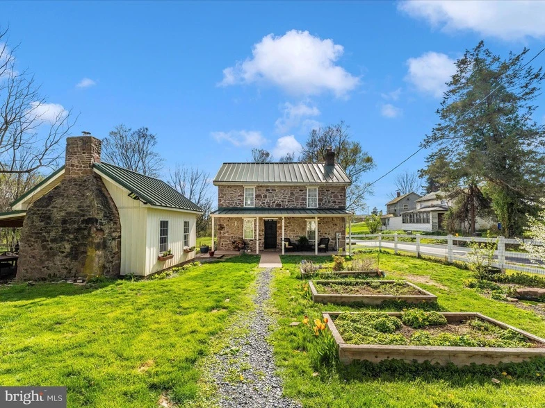 Main Listing Image