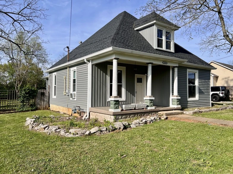 Main Listing Image
