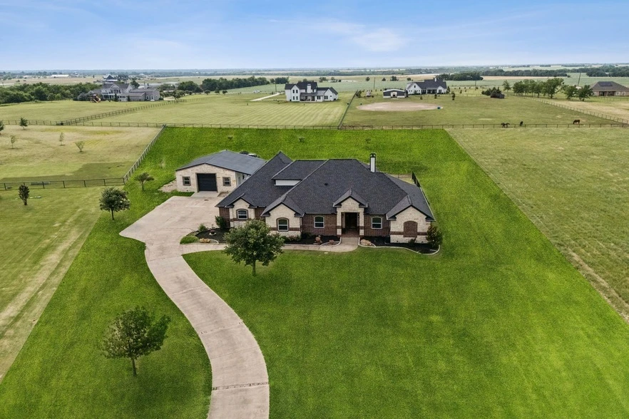 Main Listing Image