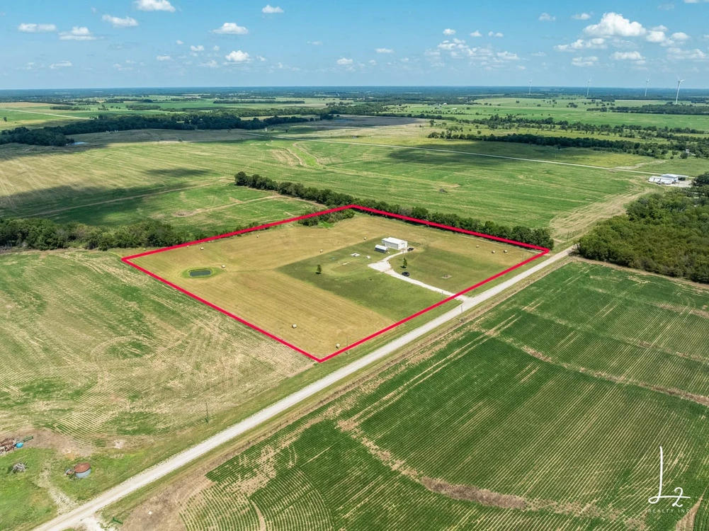 Main Listing Image