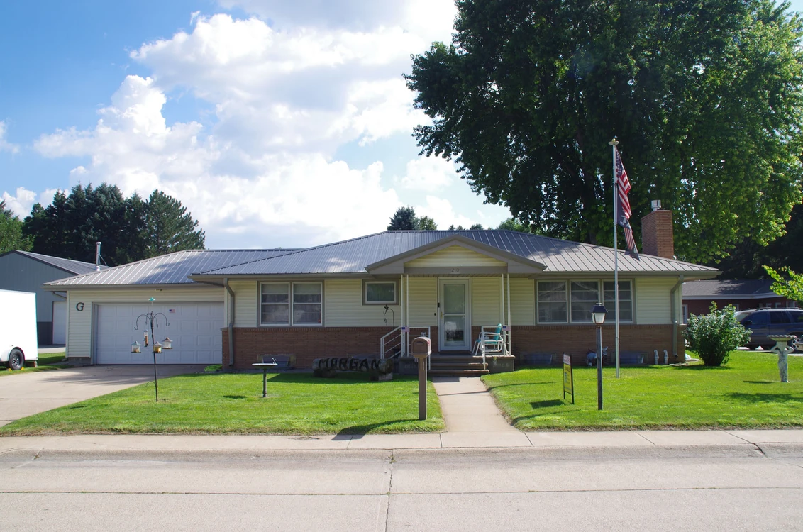 Main Listing Image