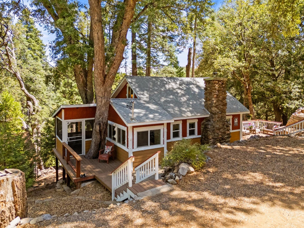 Main Listing Image