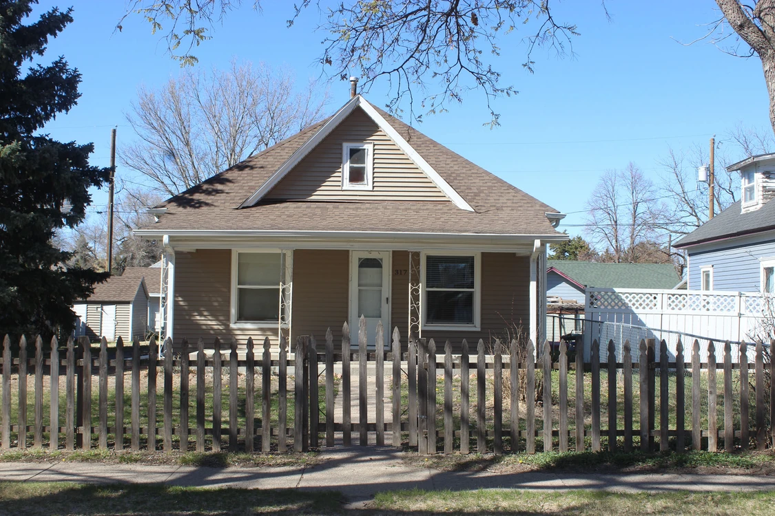 Main Listing Image