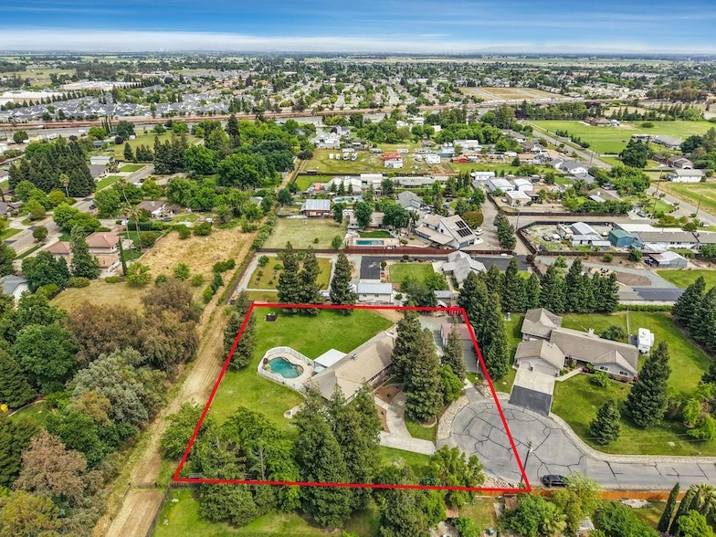Main Listing Image