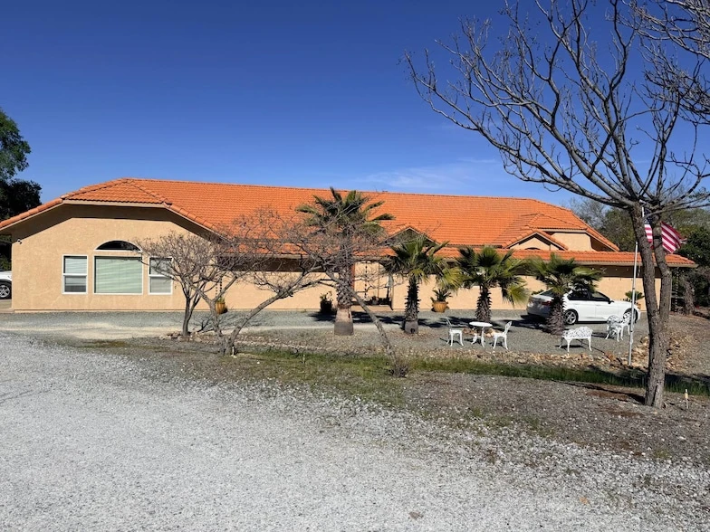 Main Listing Image