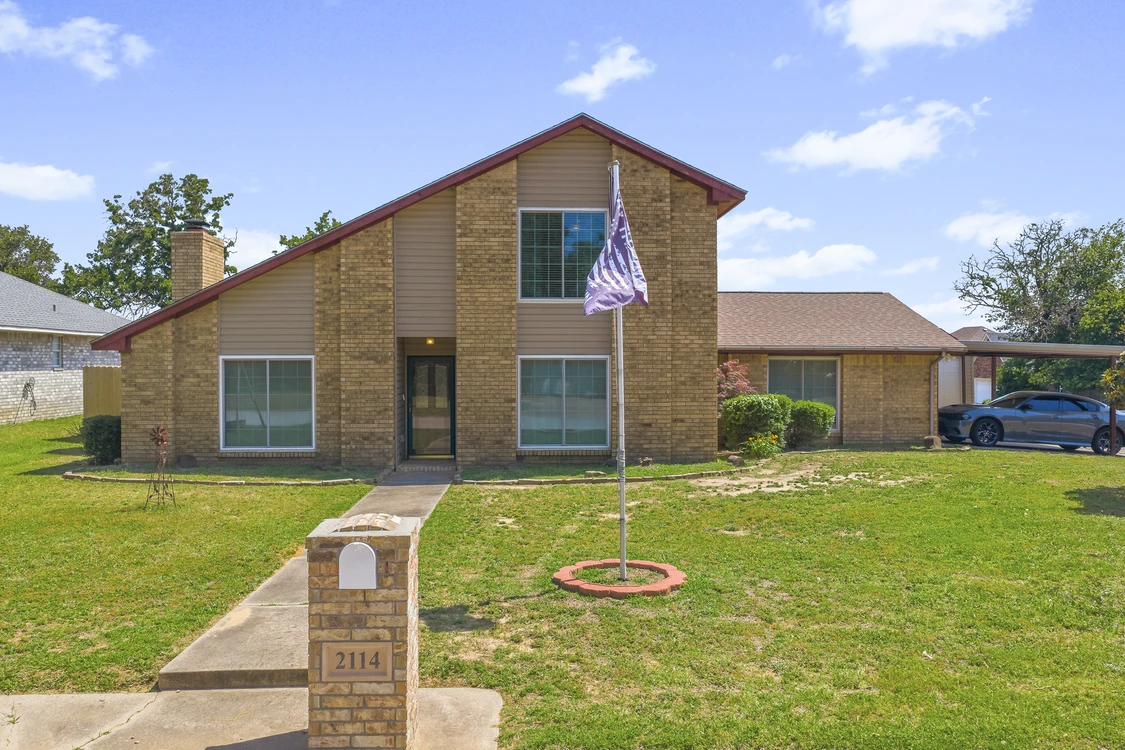 Main Listing Image