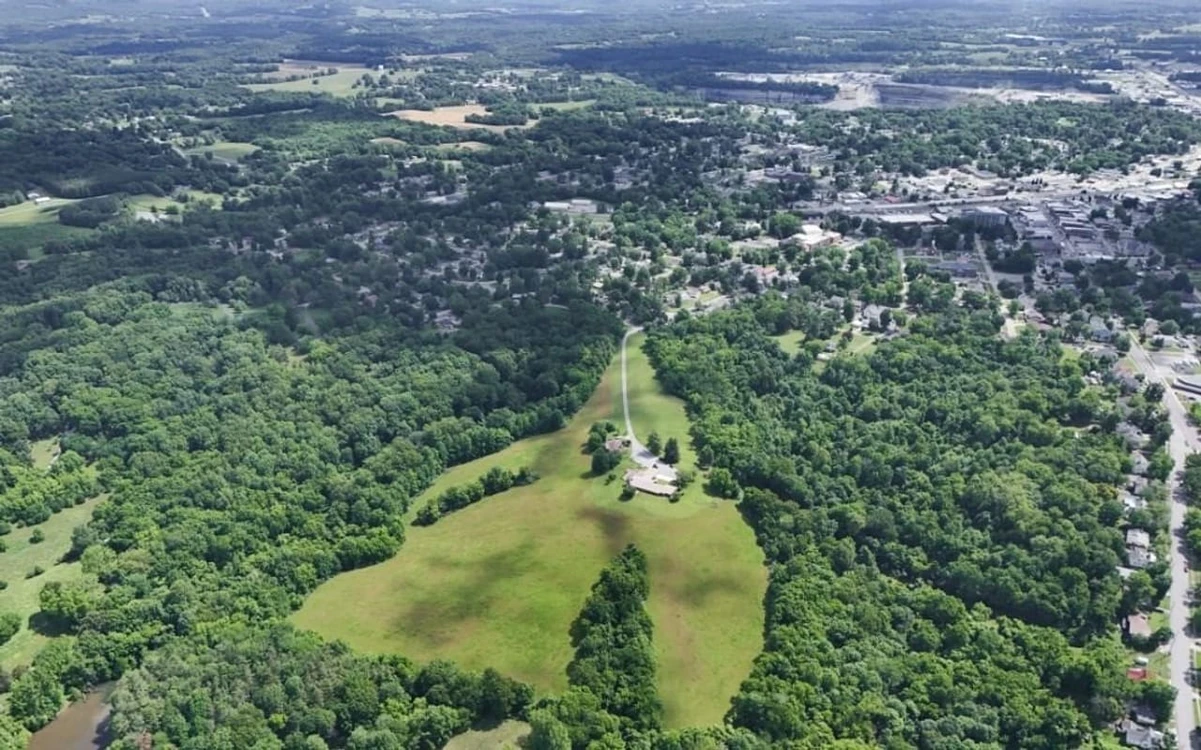 Main Listing Image