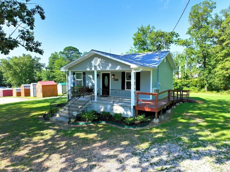 Main Listing Image