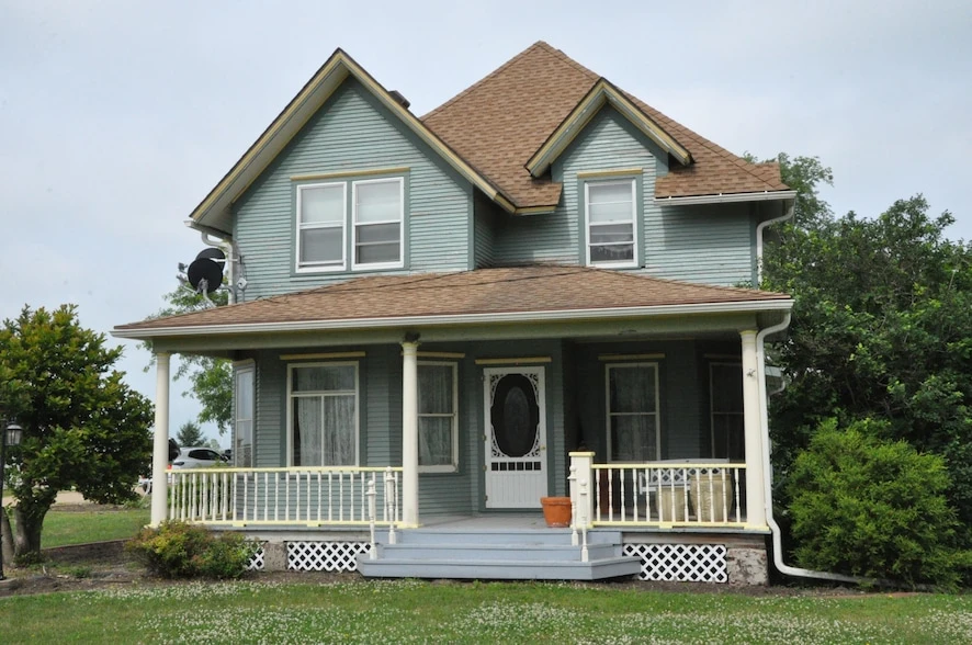 Main Listing Image