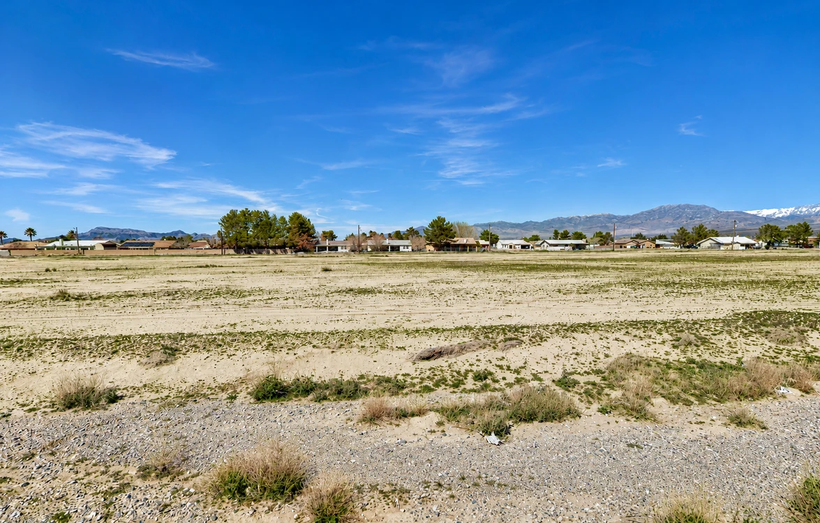 Main Listing Image