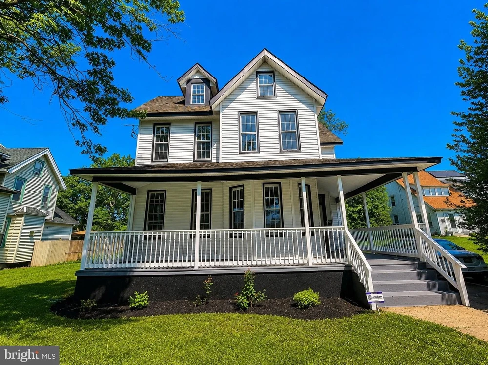 Main Listing Image