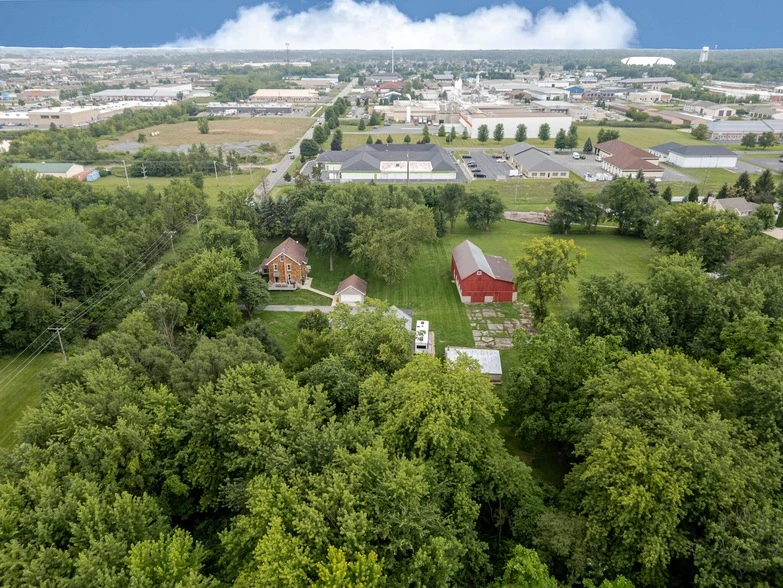 Main Listing Image